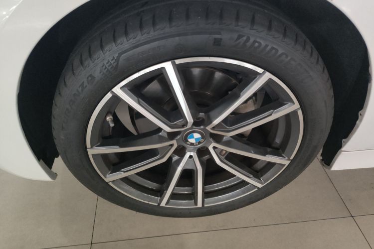 宝马3系 2022款 325Li M运动套装车身外观6007