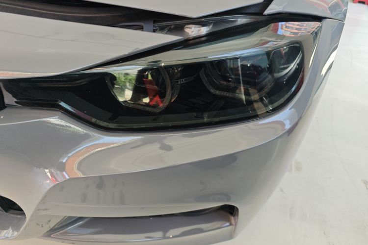 宝马3系 2016款 320Li 进取型车身外观36