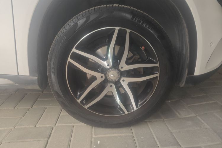 奔驰GLA 2016款 GLA 200 时尚型车身外观10