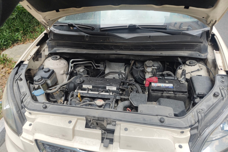 起亚 秀尔 2013款 1.6L AT Premium局部细节24