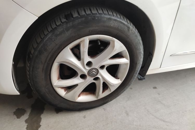 雪铁龙 爱丽舍 2014款 1.6L 自动舒适型车身外观6007