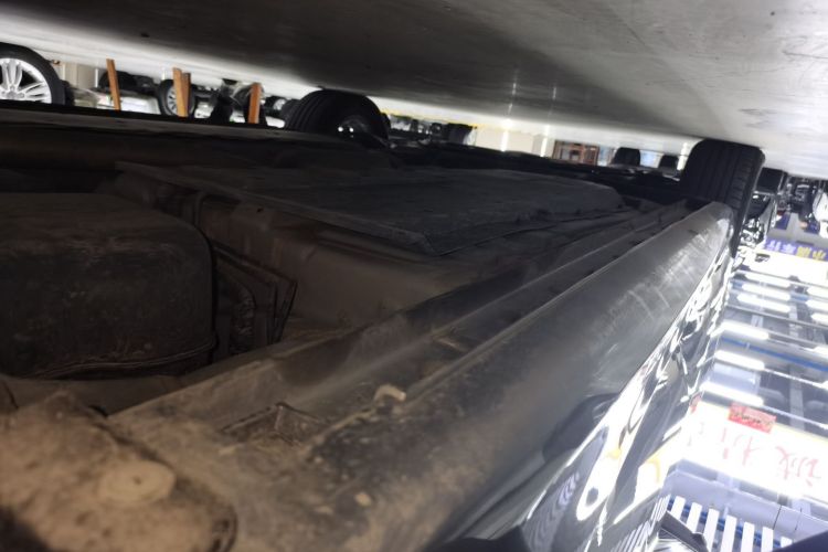 长安 逸动 2023款 畅享版 PLUS 蓝鲸NE 1.4T GDI DCT尊贵版局部细节9002