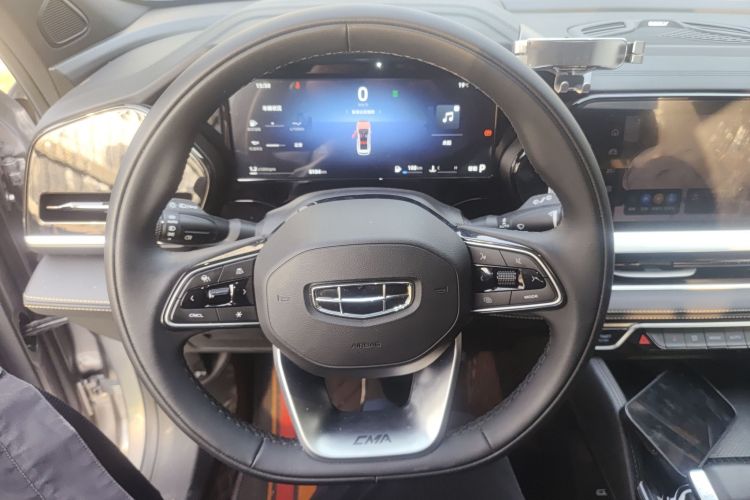 吉利汽车 星越L 2025款 2.0TD 自动行云版中控内饰13