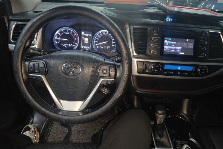 丰田 汉兰达 2018款 2.0T 四驱豪华版 7座 国V中控内饰12