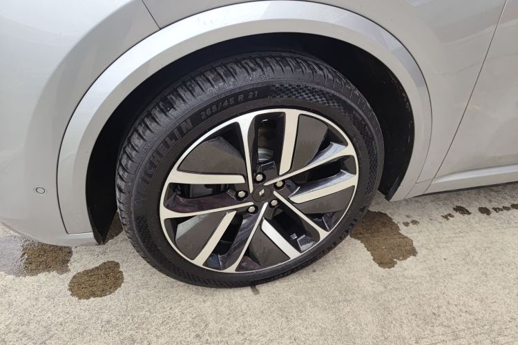 理想汽车 理想L9 2023款 Pro车身外观6007