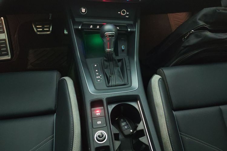 奥迪Q3 2024款 35 TFSI 时尚动感型局部细节18