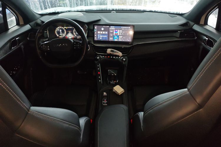 领克06 2023款 Remix 1.5T 劲Pro中控内饰7002