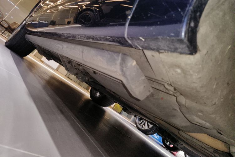 奥迪Q7 2018款 45 TFSI 技术型局部细节9001