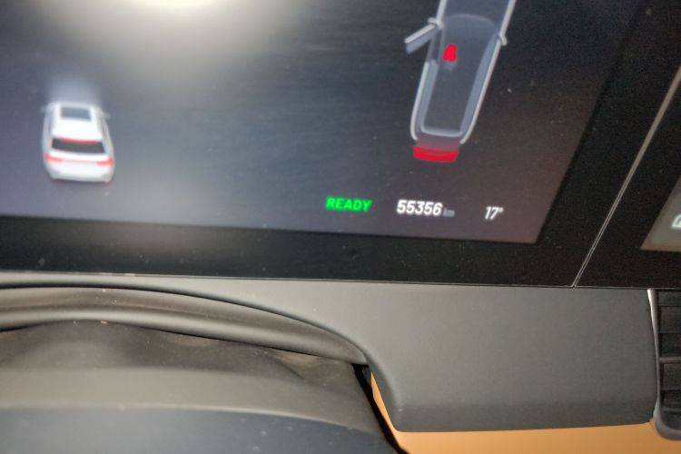 理想汽车 理想ONE 2020款 增程6座版中控内饰15