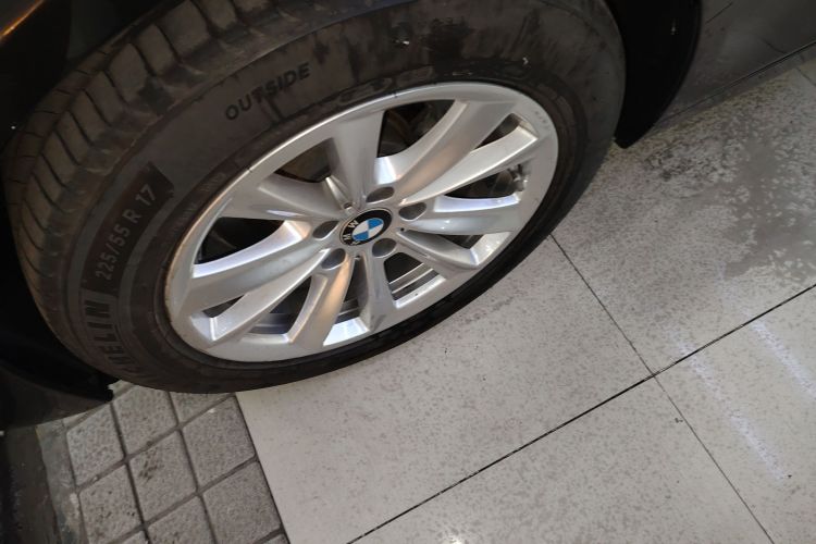 宝马5系 2017款 520Li 典雅型车身外观6002