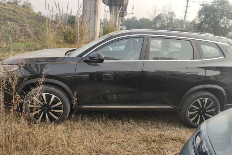 奇瑞 风云T8 2025款 1.5T 130km 舒适版5座车身外观4