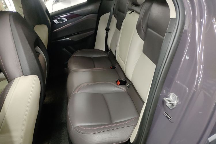 领克02 2019款 高能版 2.0T 自动两驱耀Pro版 国VI中控内饰21