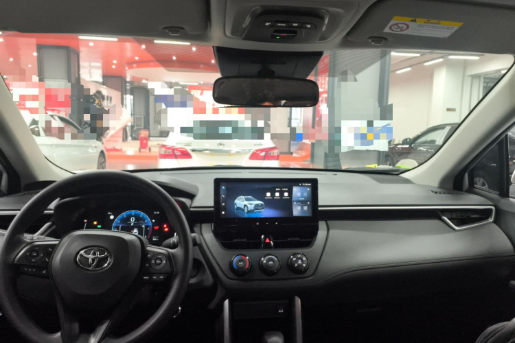 丰田 卡罗拉锐放 2024款 2.0L 先锋版中控内饰7002