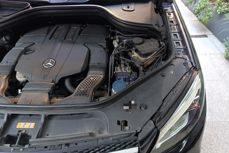 奔驰GLE 2015款 GLE 400 4MATIC局部细节9006