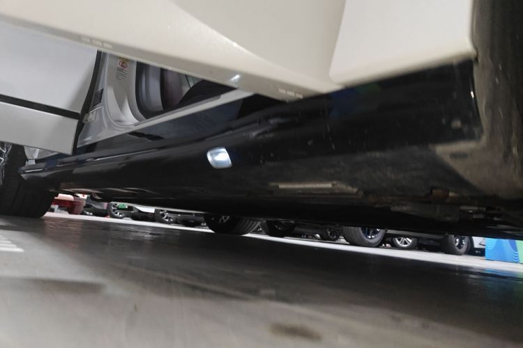 腾势Z9GT 2024款 1100四驱Ultra版局部细节9001