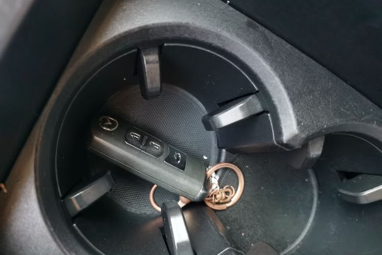 马自达3 昂克赛拉 2019款 云控版 三厢 1.5L 自动豪华型 国VI中控内饰11