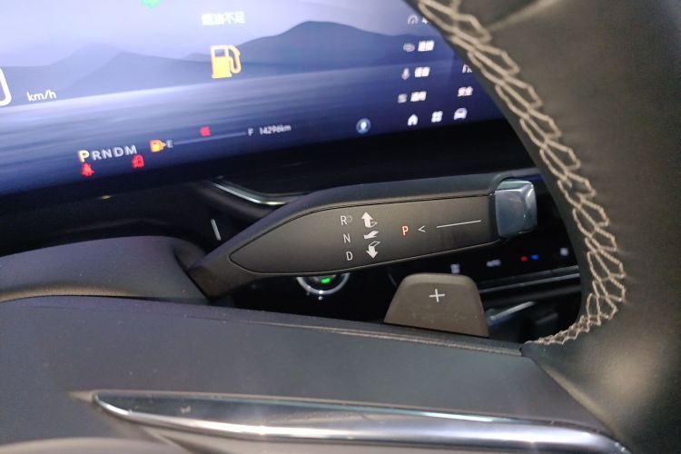 别克 昂科威 2025款 25T 进享白金版中控内饰18