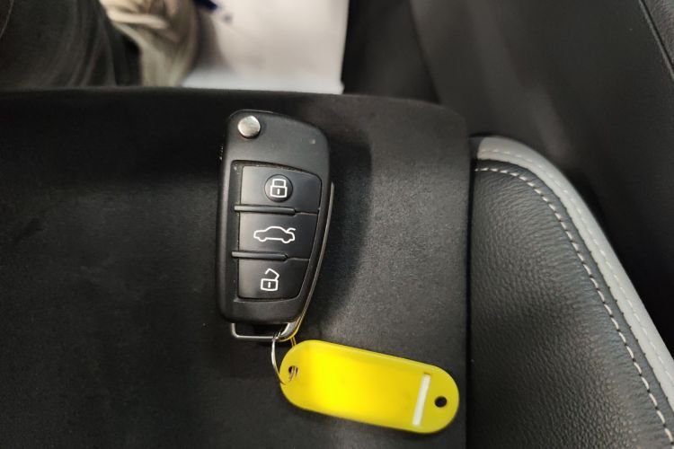 奥迪Q3 2023款 35 TFSI 时尚动感型（1.5T）中控内饰7001