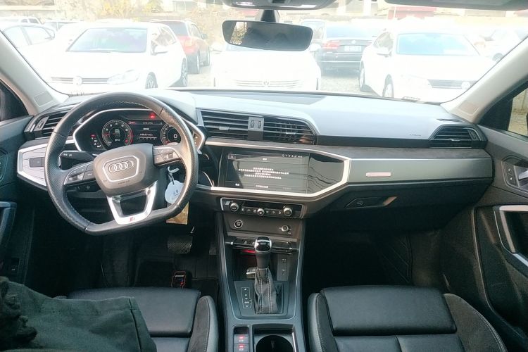 奥迪Q3 Sportback 2023款 40 TFSI 时尚型中控内饰7002