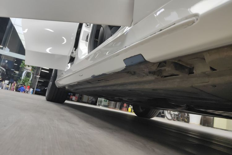 奔驰C级(进口) 2020款 改款 C 260 旅行轿车局部细节9001