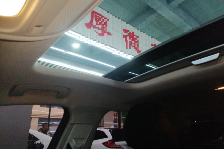 奥迪A3 2015款 Limousine 35 TFSI 百万纪念智领型中控内饰22