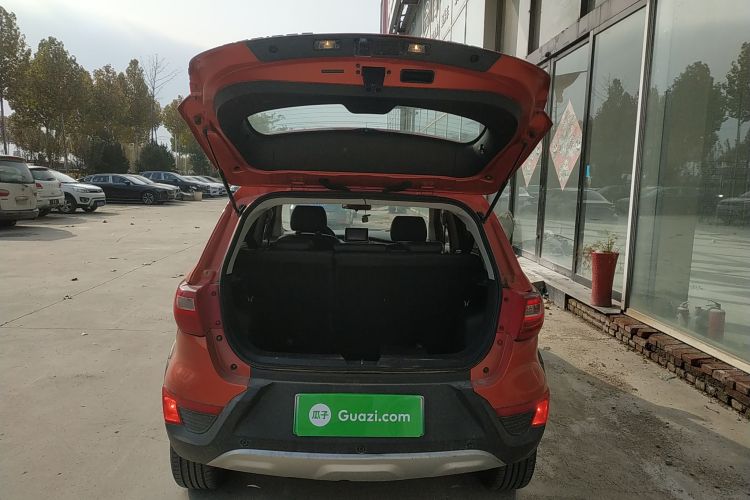 北汽新能源EX 2018款 EX360 新尚版局部细节23