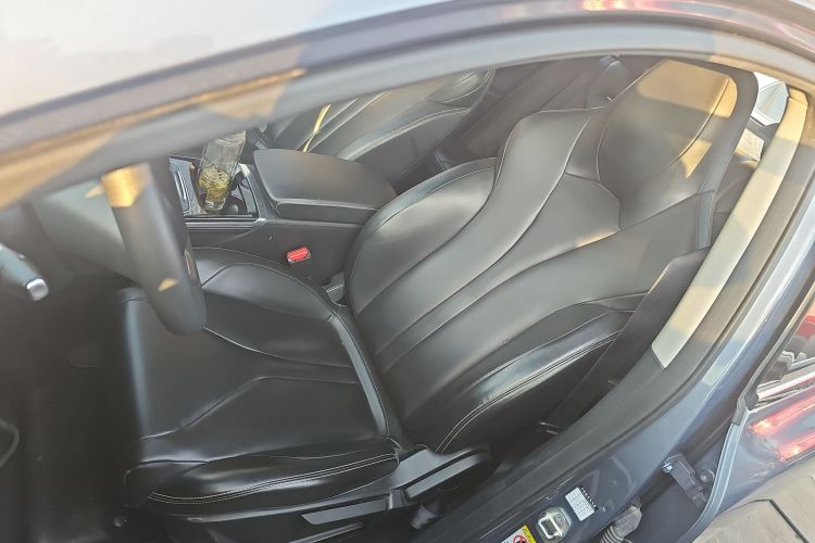 小鹏P5 2023款 智行版中控内饰19