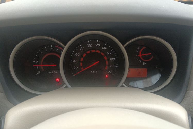 日产 轩逸 2018款 经典 1.6XE+ CVT豪华版中控内饰14