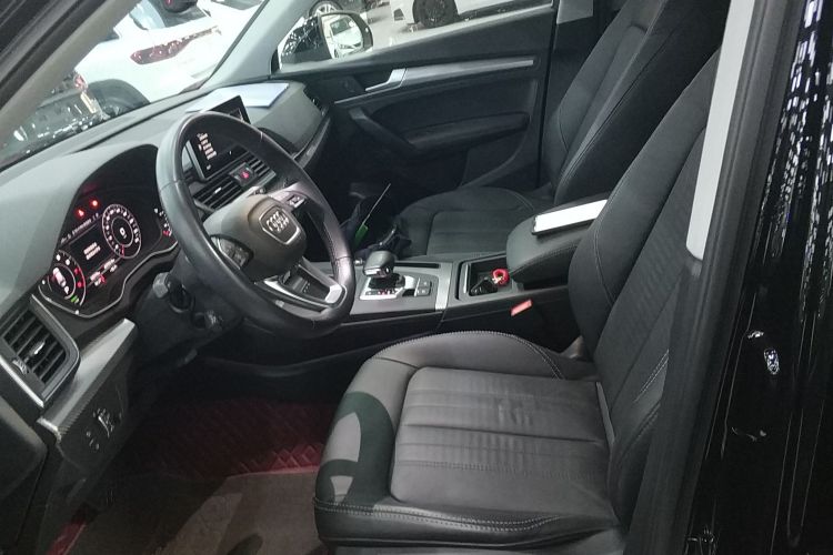奥迪Q5L 2020款 45 TFSI 尊享风雅型中控内饰19