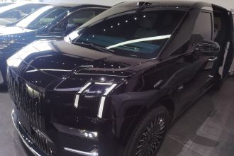 极氪009 2024款 六座行政版四驱 108kWh