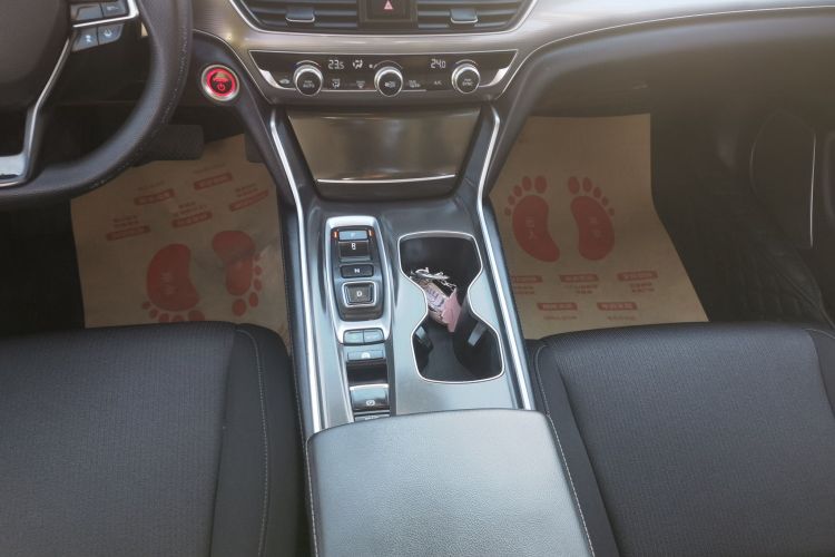 本田 雅阁 2018款 锐·混动 2.0L 锐酷版 国VI局部细节18