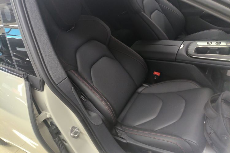 小米汽车 小米SU7 2024款 后驱超长续航高阶智驾Pro版局部细节41