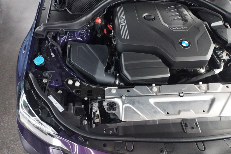 宝马2系(进口) 2025款 225i M运动曜夜套装机舱底盘25