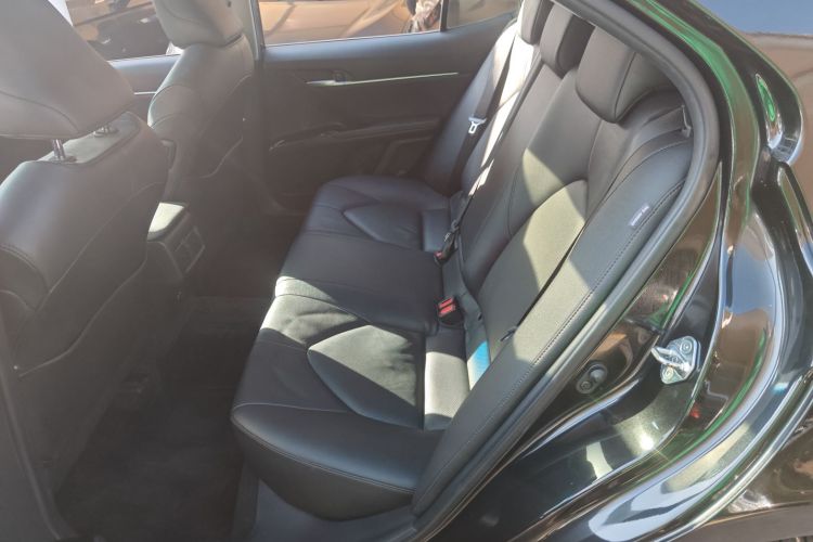 丰田 凯美瑞 2019款 改款 2.0G 豪华版中控内饰21