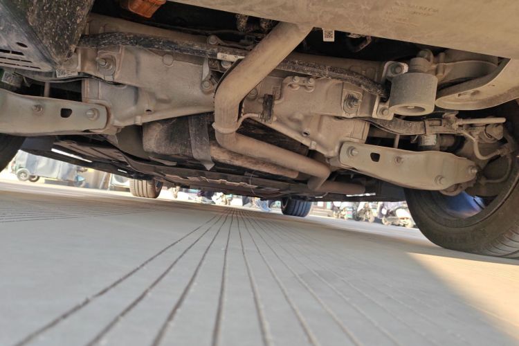 理想汽车 理想L9 2024款 Ultra局部细节9009