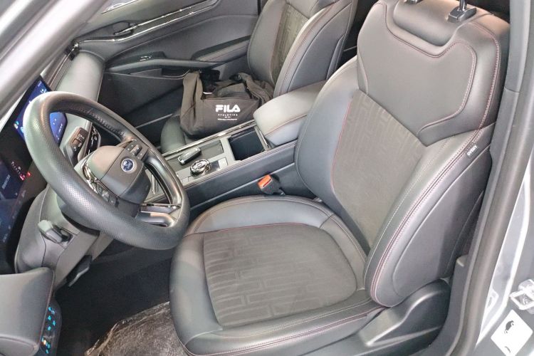 福特 蒙迪欧 2023款 EcoBoost 180 舒雅型中控内饰19