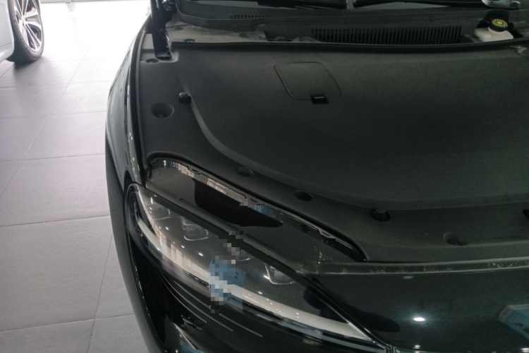 鸿蒙智行 智界S7 2024款 Pro机舱底盘25