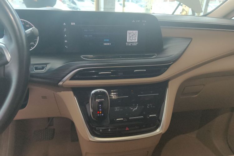 别克GL8 2021款 ES陆尊 653T 豪华型中控内饰16
