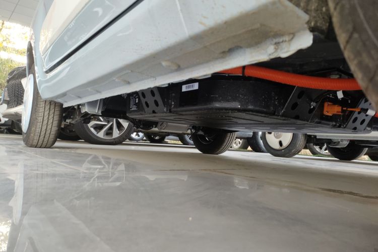 奔腾小马 2026款 222km 闪耀马局部细节9001