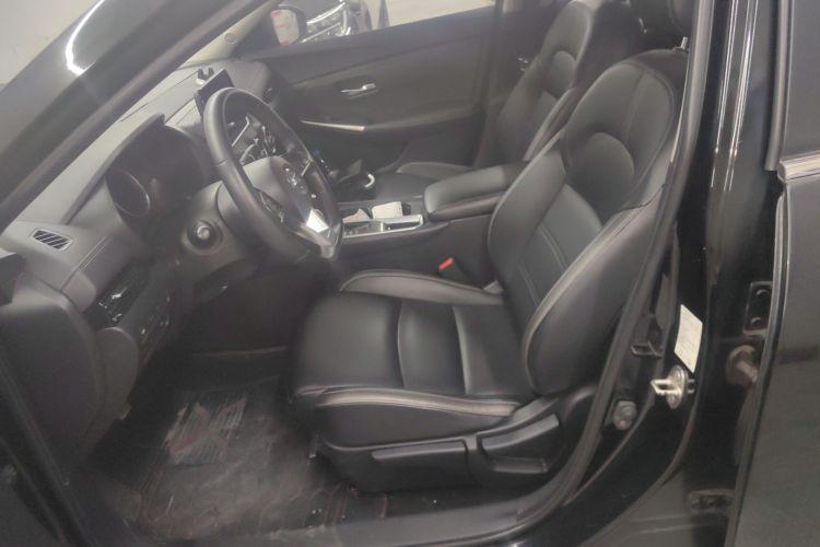 日产 轩逸 2021款 1.6L XL CVT悦享版中控内饰19