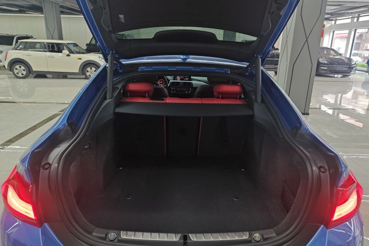 宝马4系 2019款 425i Gran Coupe M运动套装机舱底盘23