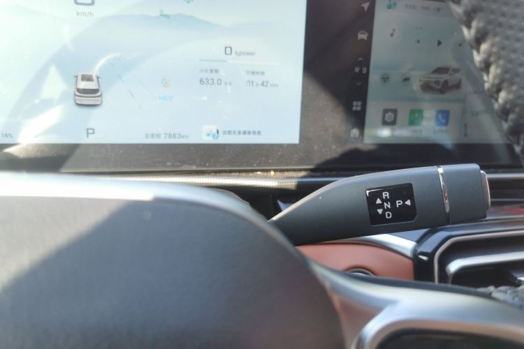 捷途山海L7 2024款 1.5T 120km ULTRA 7座中控内饰18