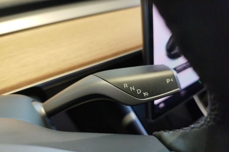 特斯拉 Model 3 2020款 标准续航后驱升级版中控内饰18