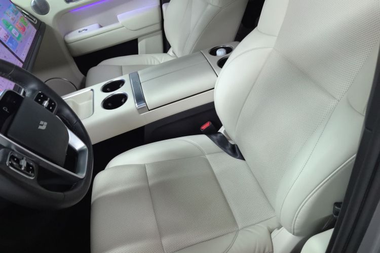 理想汽车 理想L8 2023款 Pro局部细节19