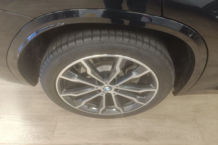 宝马X3 2021款 xDrive30i 领先型 M运动套装车身外观6008