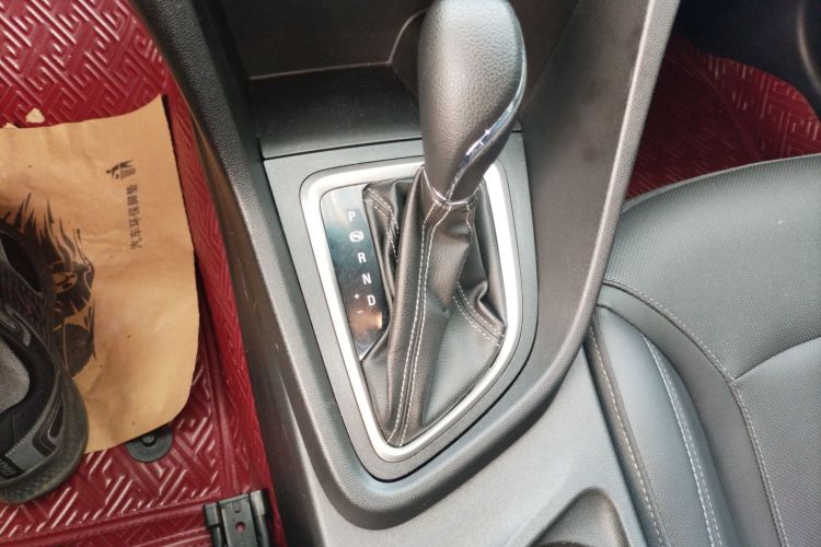 别克 英朗 2021款 改款 典范 1.5L 自动精英型局部细节18