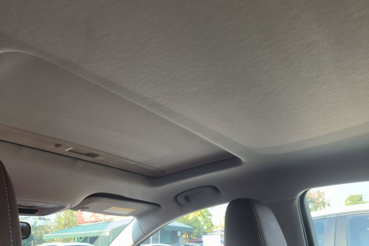 别克 君威 2020款 552T 豪华型中控内饰22