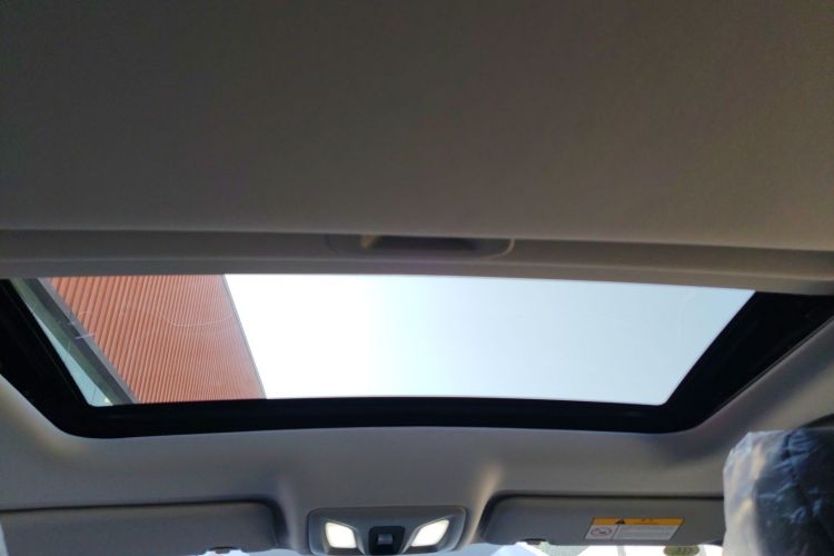 长安 逸动 2025款 PLUS 1.5L 手动豪华版中控内饰22