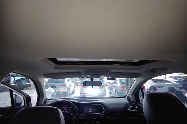 广汽传祺 传祺GS4 2016款 235T G-DCT豪华版局部细节22