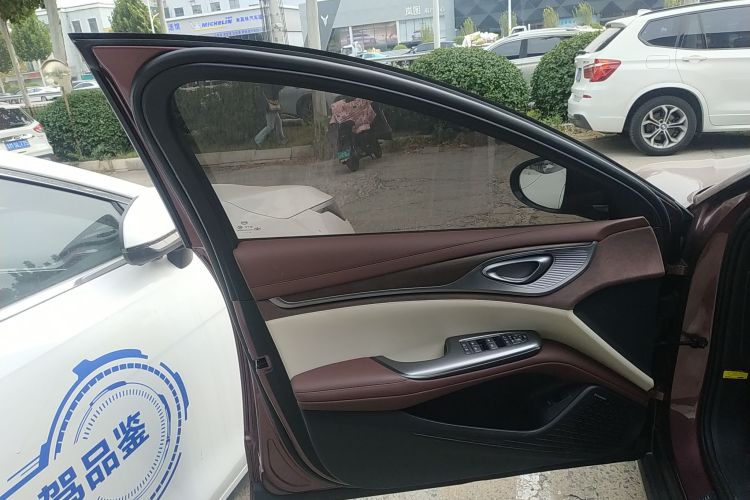 比亚迪 海豹 2023款 DM-i 1.5T 121km 旗舰型中控内饰7007